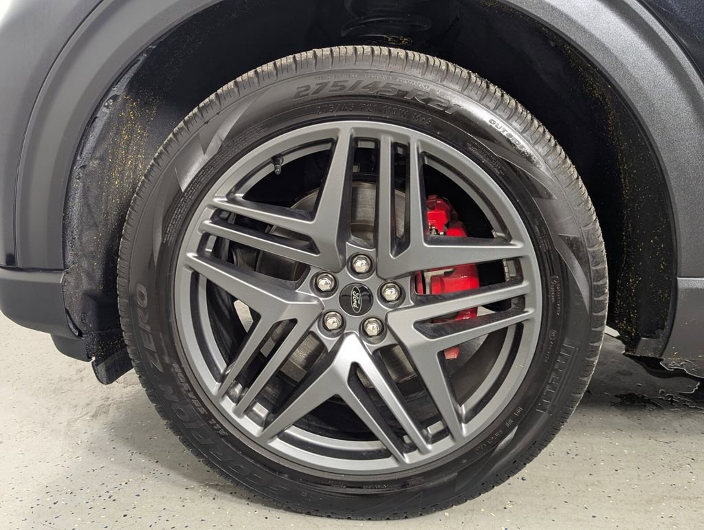 Used 2025 Ford Explorer ST-Line w/ ST-Line Street Pack image 11