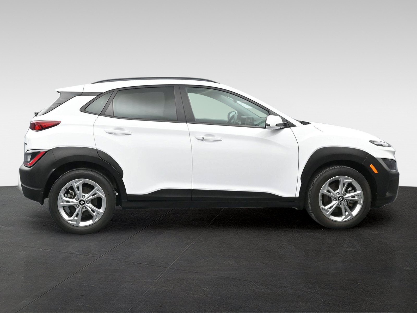 Certified 2023 Hyundai Kona SEL w/ Cargo Package AWD/4WD image 6