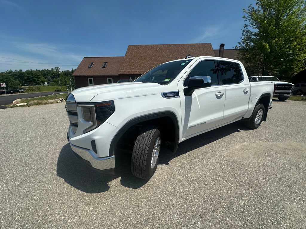 Used 2024 GMC Sierra 1500 SLE AWD/4WD image 1