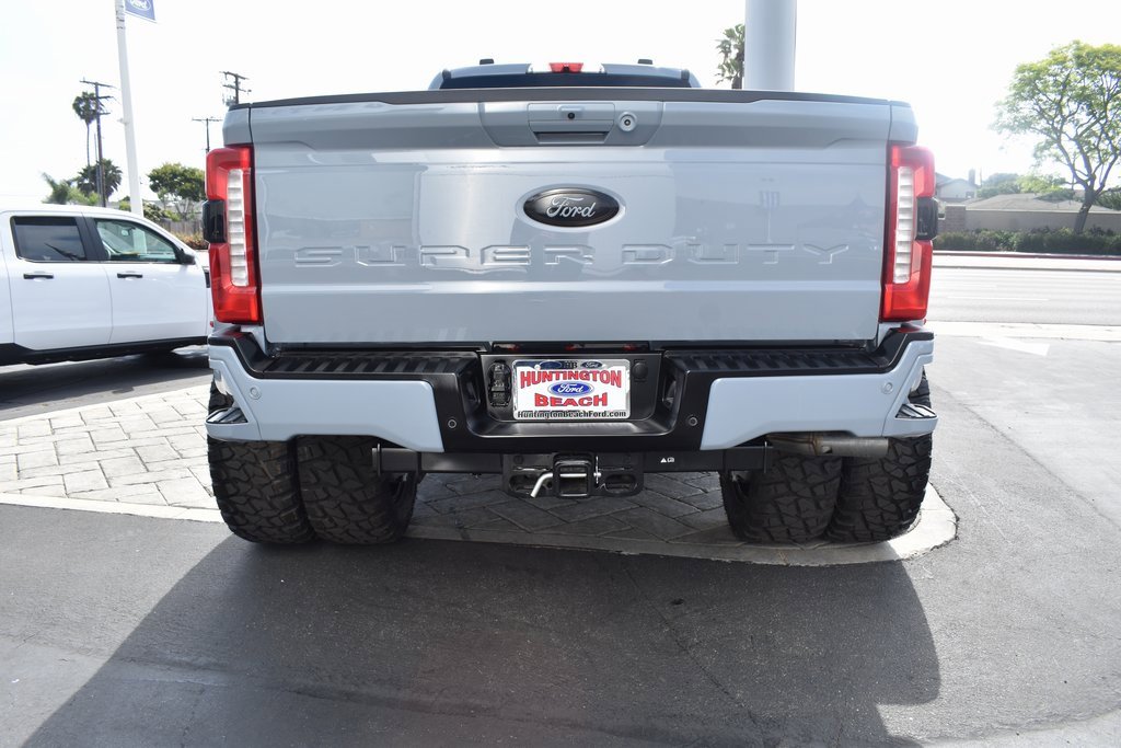 Used 2025 Ford F450 Lariat w/ FX4 Off-Road Package image 14