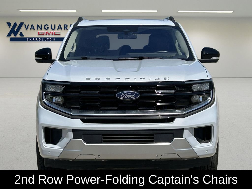 Used 2025 Ford Expedition Platinum image 3