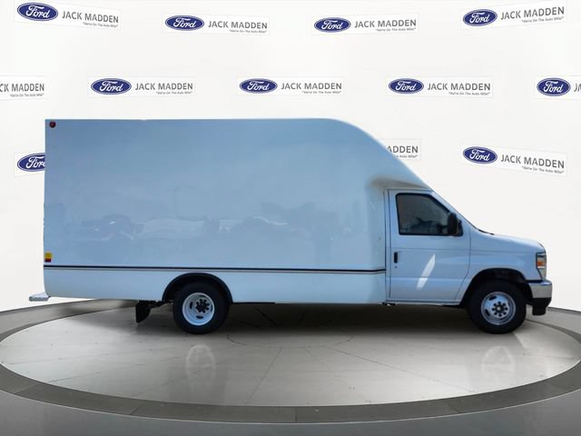 New 2027 Ford E-350 and Econoline 350 Super Duty w/ Power Equipment Group RWD image 6