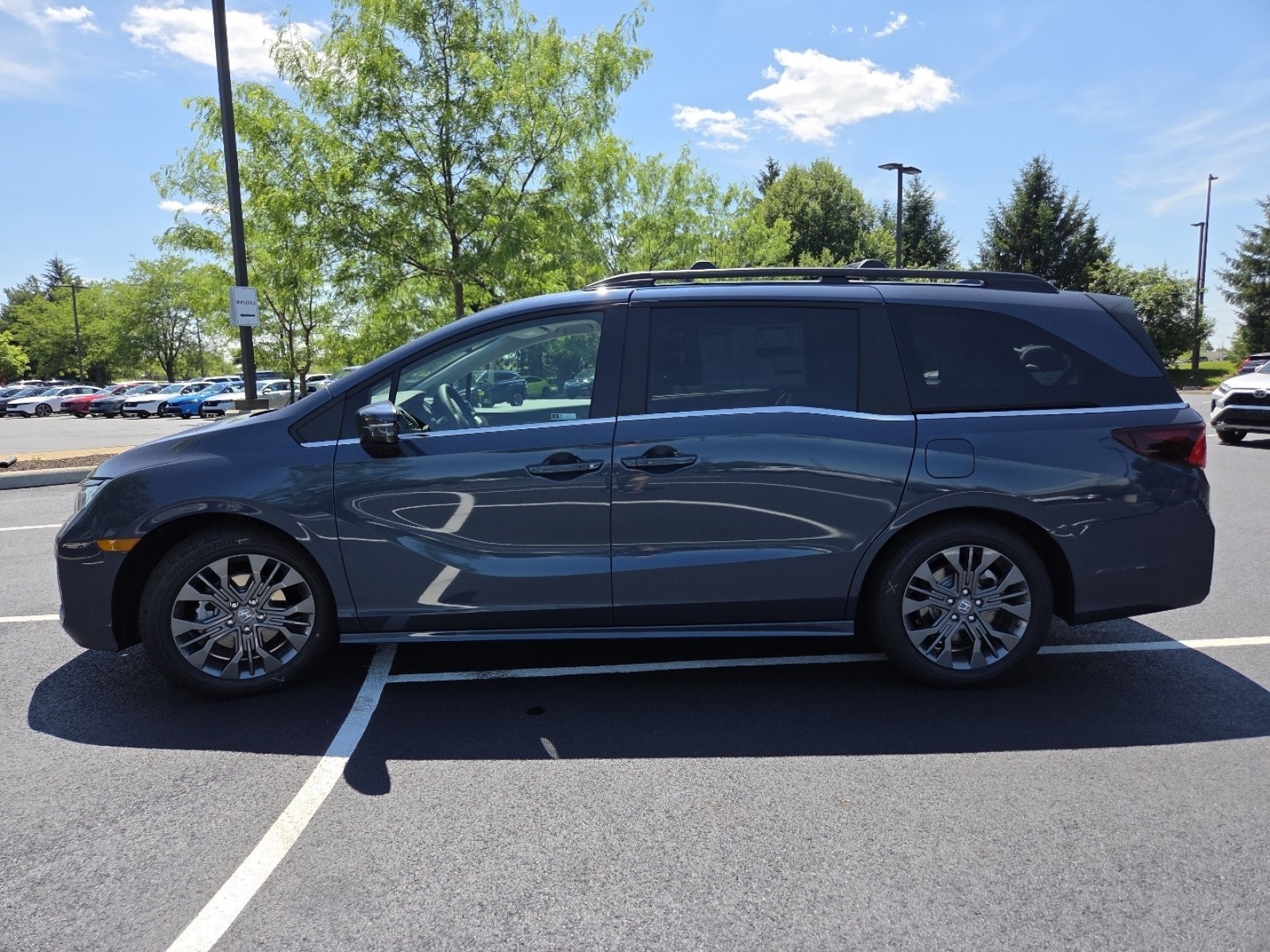 New 2026 Honda Odyssey Touring image 20