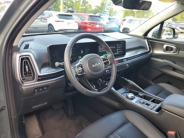 Used 2025 Kia Sorento EX AWD/4WD image 25
