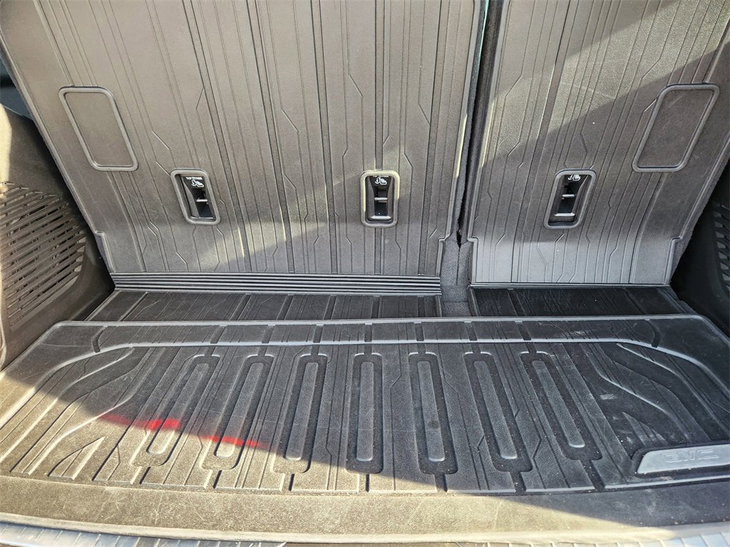 Used 2023 GMC Yukon Denali Ultimate image 25