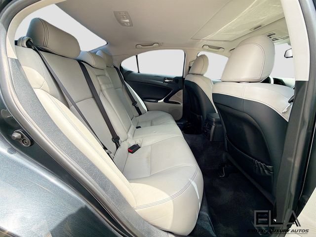 Used 2011 Lexus IS 350 w/ Premium Pkg Value Edition RWD image 30