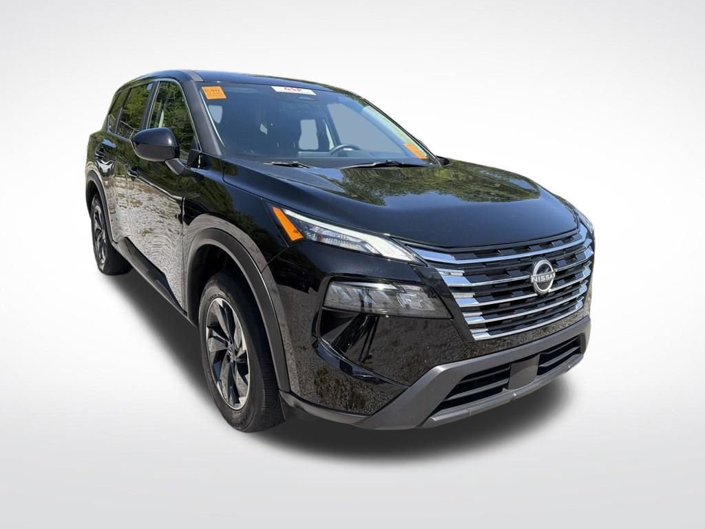 Used 2025 Nissan Rogue SV FWD image 17