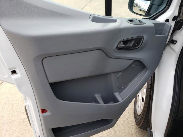 Used 2015 Ford Transit 350 XLT image 10