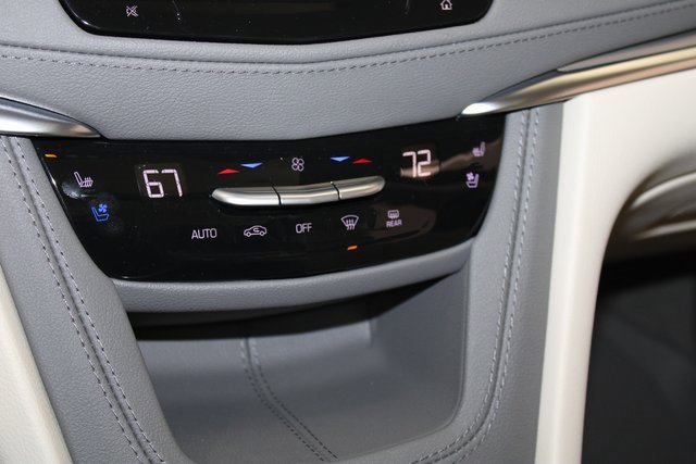 New 2025 Cadillac XT5 Premium Luxury w/ LPO, Floor Liner Package image 17