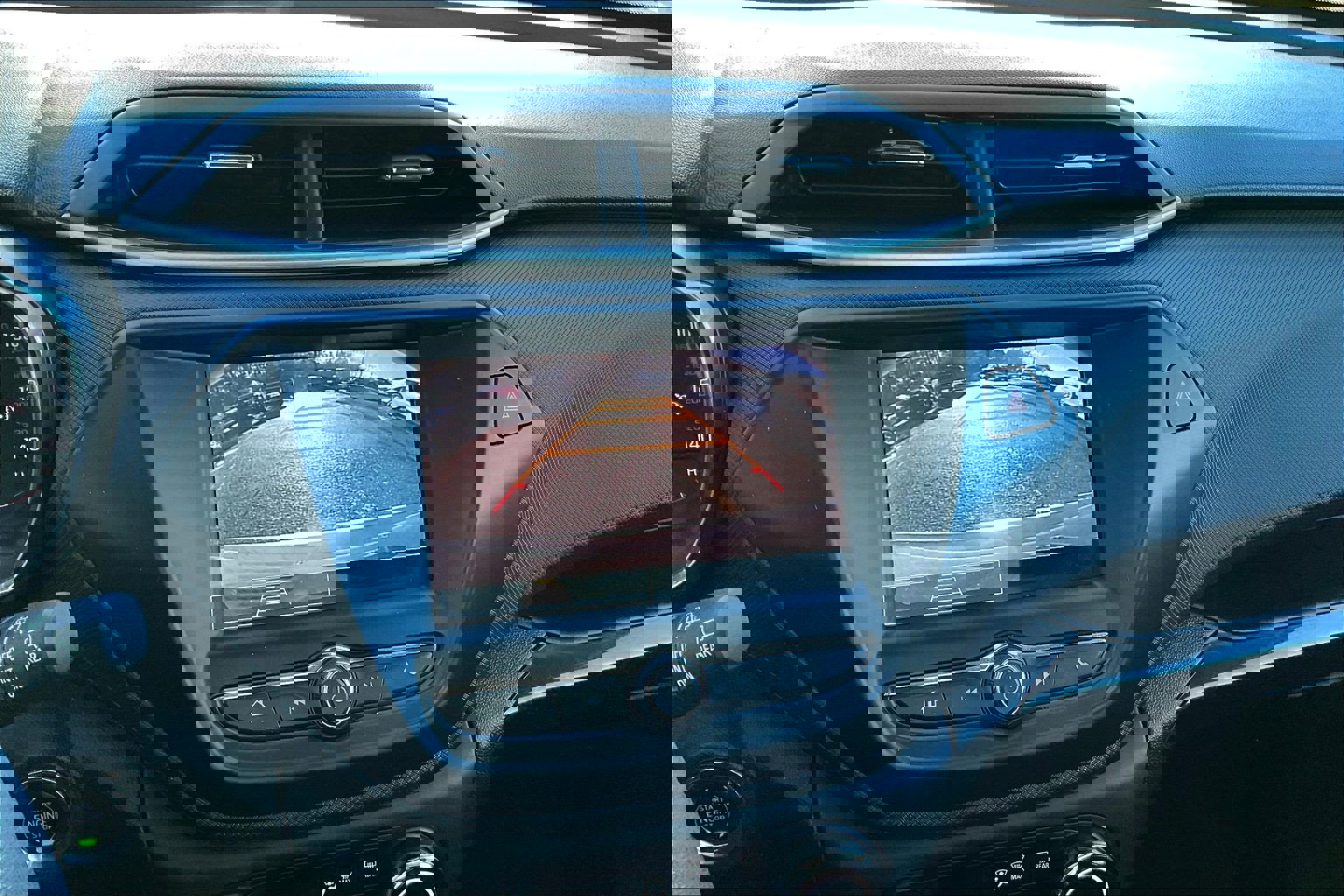 Used 2022 Chevrolet TrailBlazer LT w/ Driver Confidence Package image 9