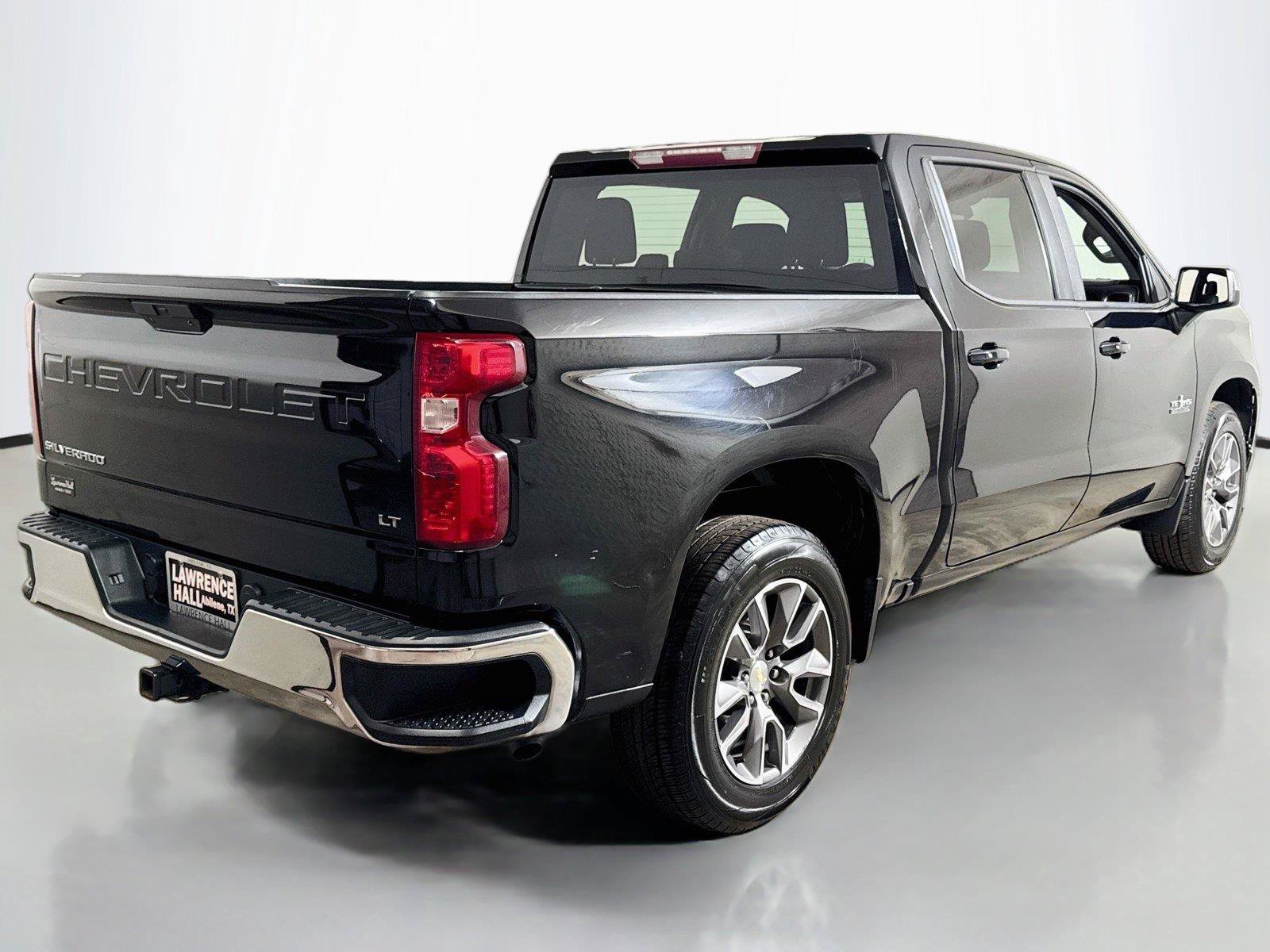 Used 2019 Chevrolet Silverado 1500 LT w/ Texas Edition RWD image 4