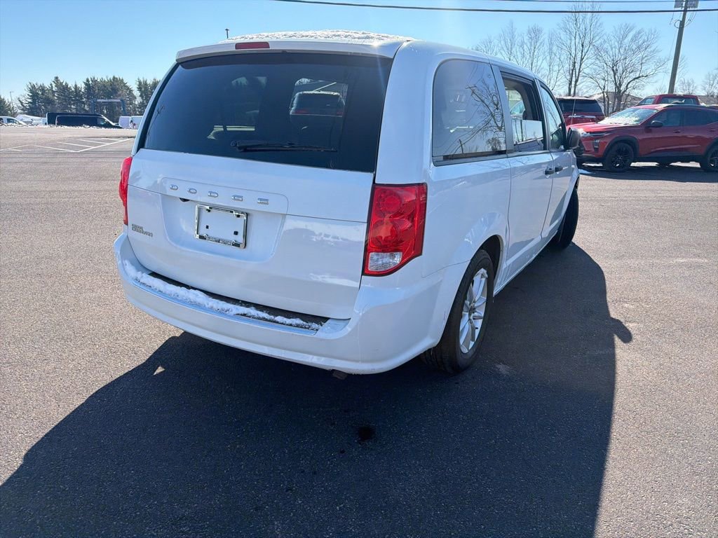 Used 2019 Dodge Grand Caravan SE w/ Mopar Premium Addition Group image 7