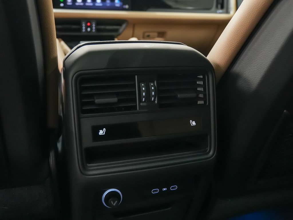 New 2026 Porsche Cayenne AWD/4WD image 20