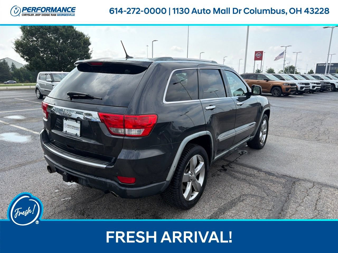 Used 2011 Jeep Grand Cherokee Overland AWD/4WD image 4