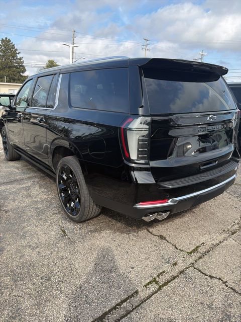 New 2026 Chevrolet Suburban High Country image 6