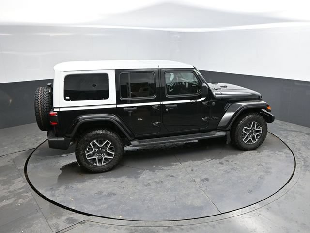 New 2026 Jeep Wrangler Unlimited Sahara w/ Whitecap Package AWD/4WD image 29