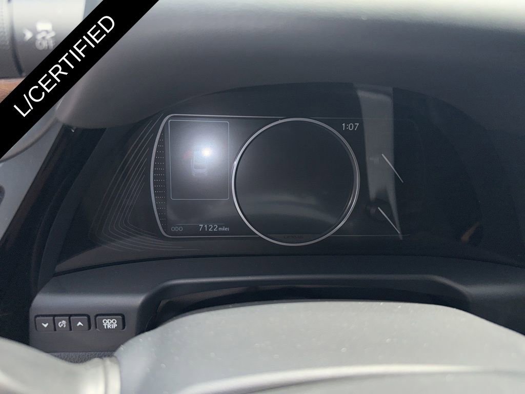 Used 2025 Lexus ES 350 w/ Premium Package image 16