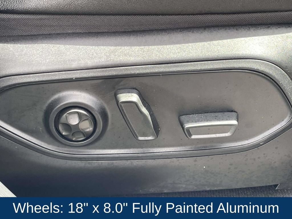 Used 2023 Jeep Grand Cherokee L Limited AWD/4WD image 19