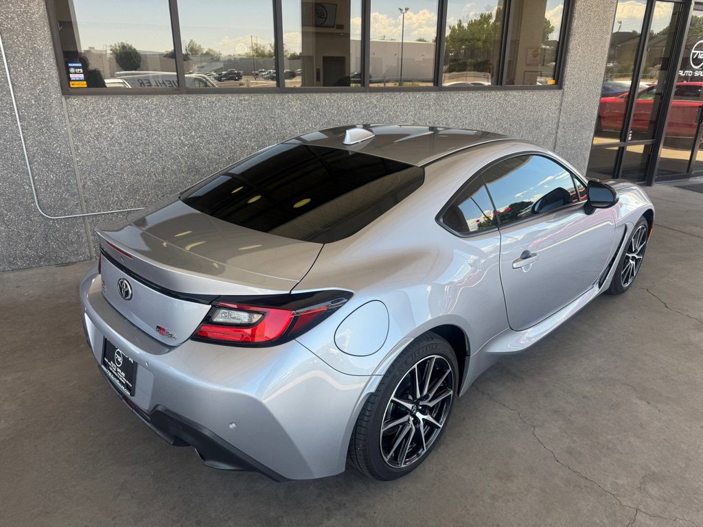 Used 2024 Toyota GR86 image 34