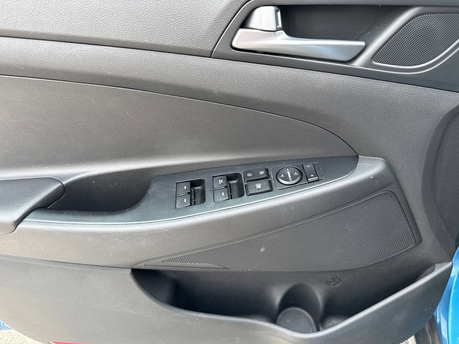 Used 2016 Hyundai Tucson Sport FWD image 16