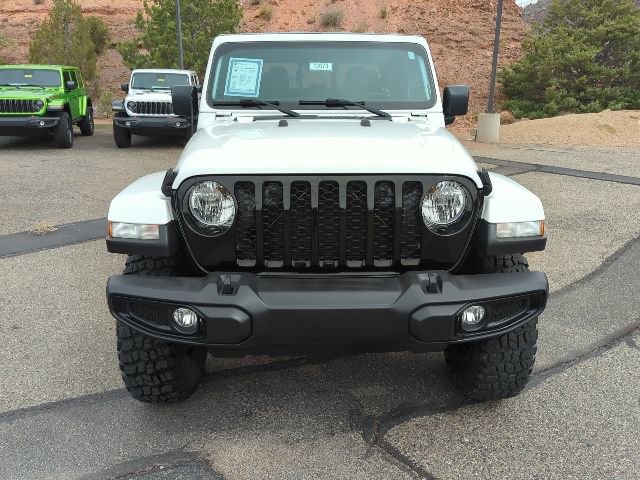 Used 2021 Jeep Gladiator Sport AWD/4WD image 2