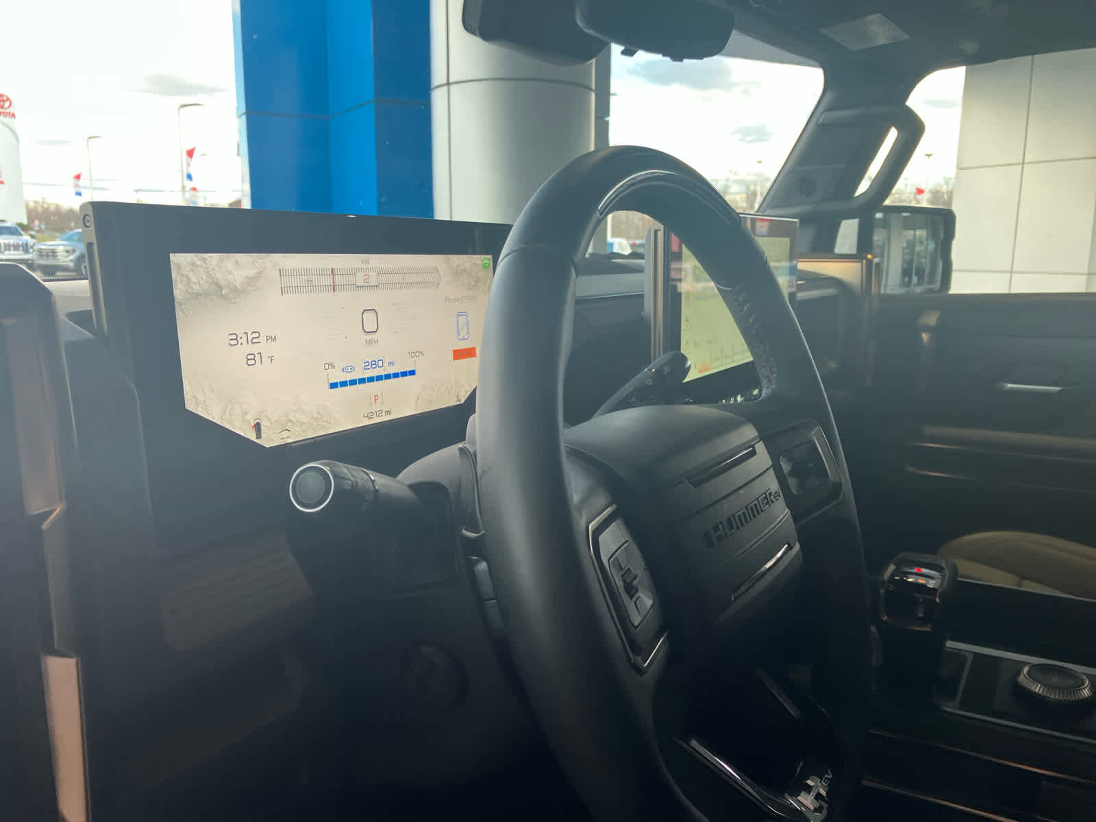 Used 2025 GMC Hummer EV 3X w/ Extreme Off-Road Package image 9