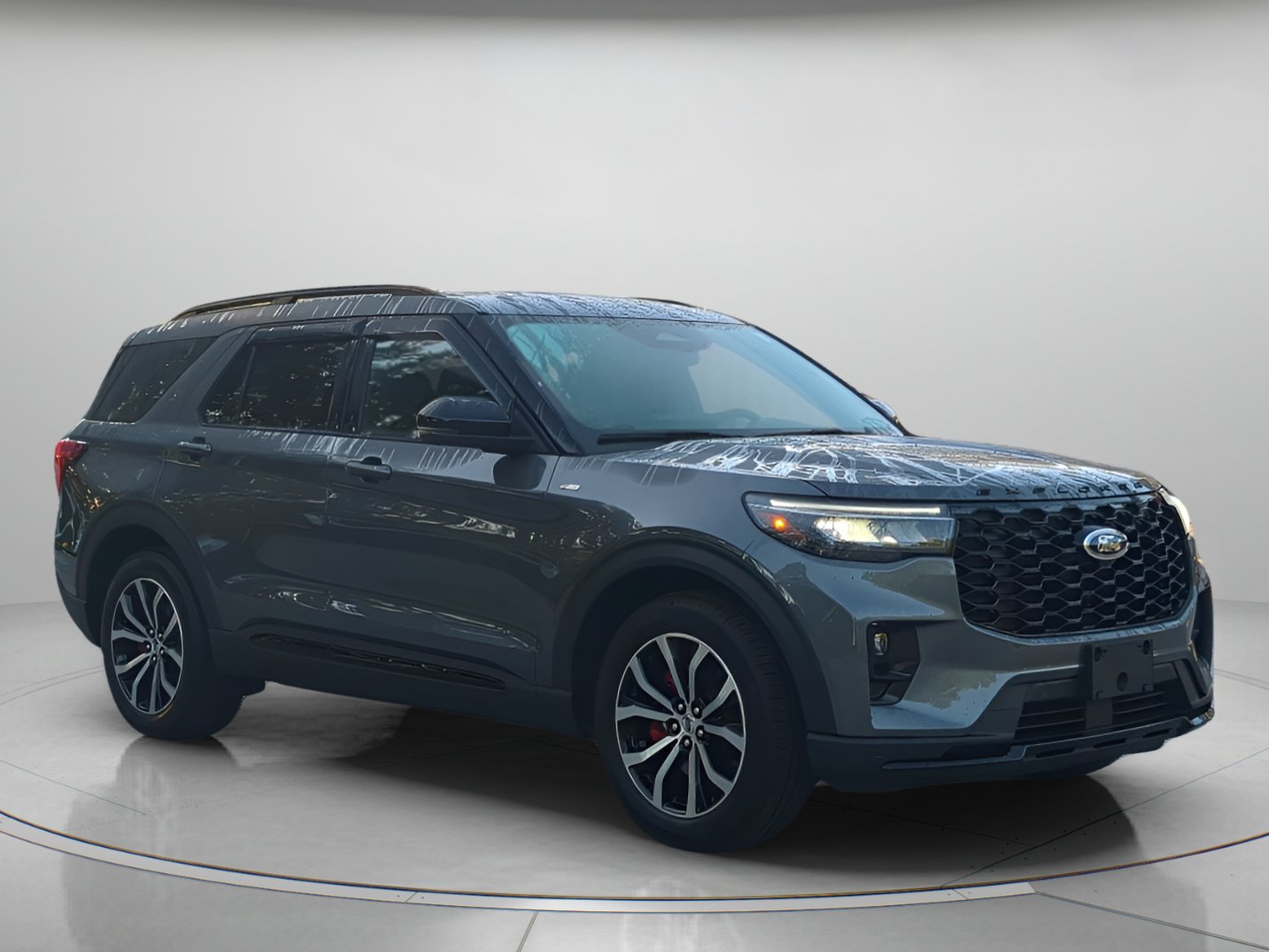 Certified 2026 Ford Explorer ST-Line w/ ST-Line Street Pack RWD image 38
