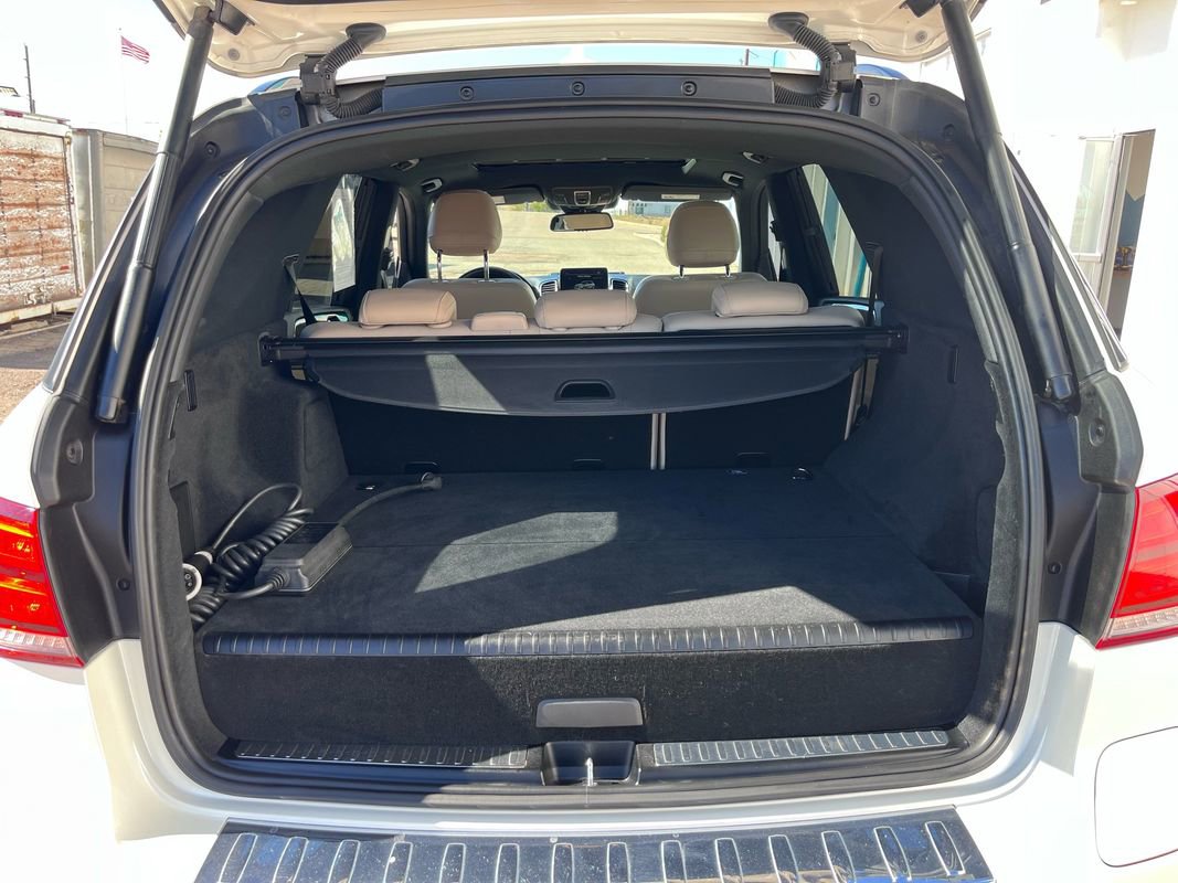 Used 2018 Mercedes-Benz GLE 550e 4MATIC image 19