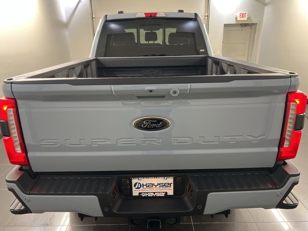 New 2026 Ford F350 Lariat w/ Black Appearance Package image 5