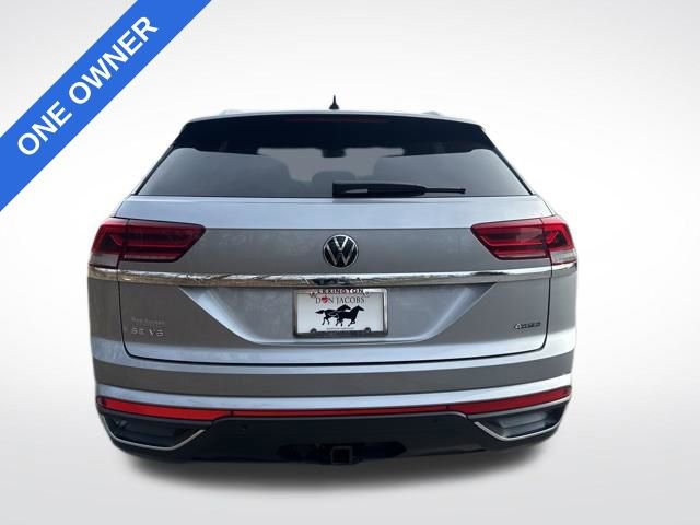Used 2023 Volkswagen Atlas Cross Sport SE w/ Black Wheel Package image 3