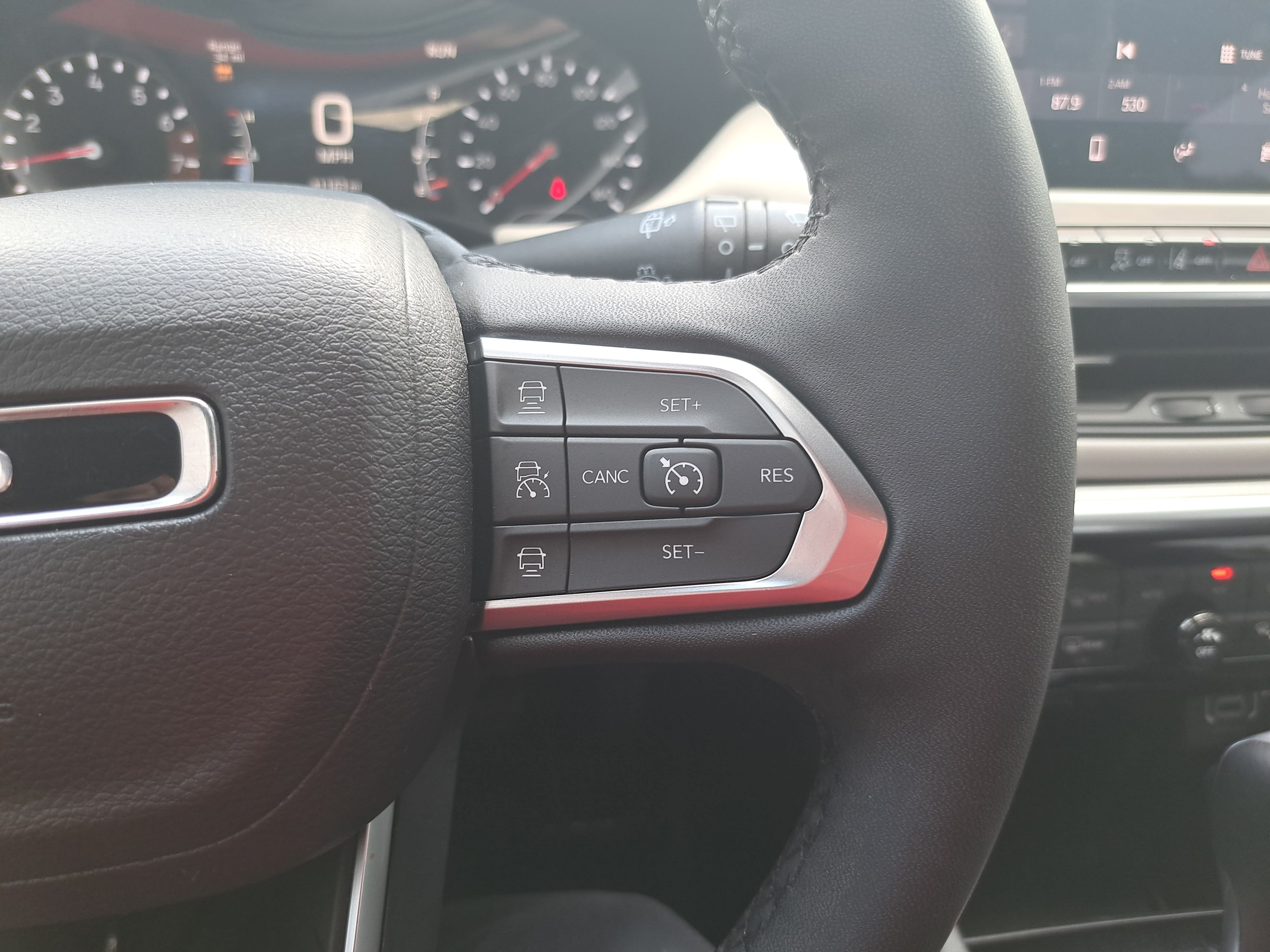 Used 2024 Jeep Compass Limited AWD/4WD image 17
