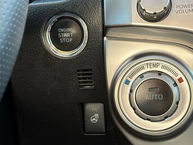 Used 2023 Toyota 4Runner Limited AWD/4WD image 29