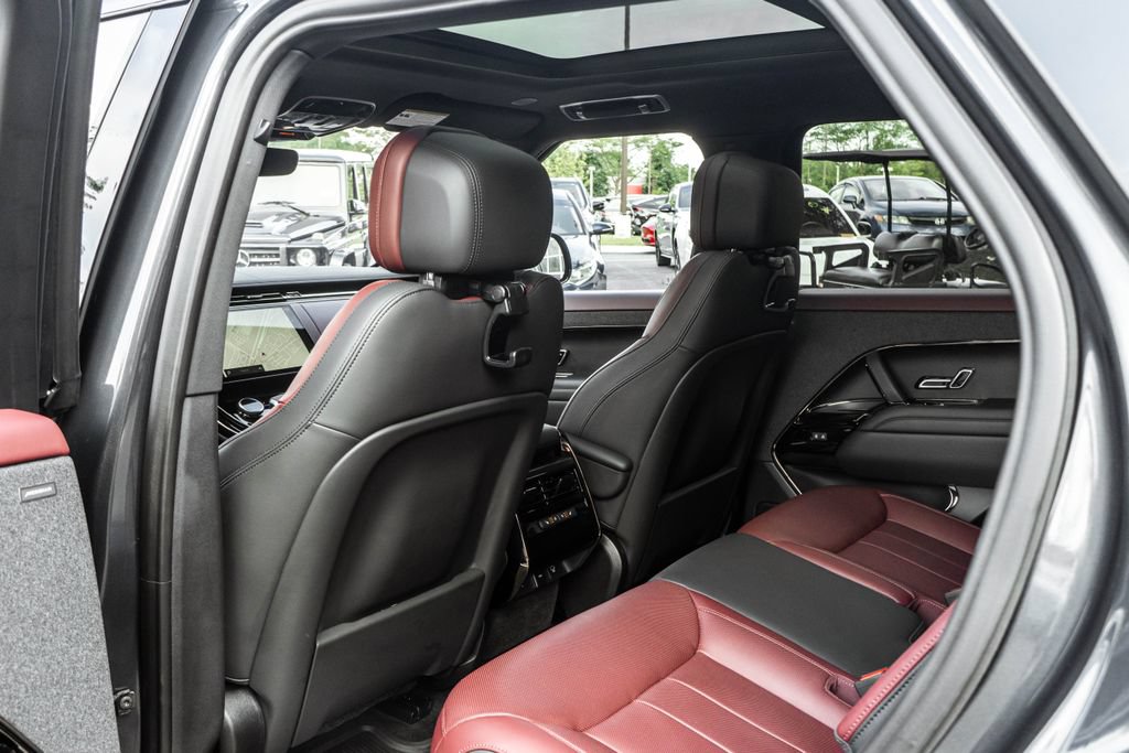 Used 2023 Land Rover Range Rover Sport SE Dynamic AWD/4WD image 25