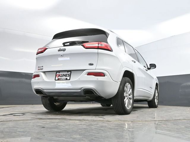 Used 2018 Jeep Cherokee Overland AWD/4WD image 48