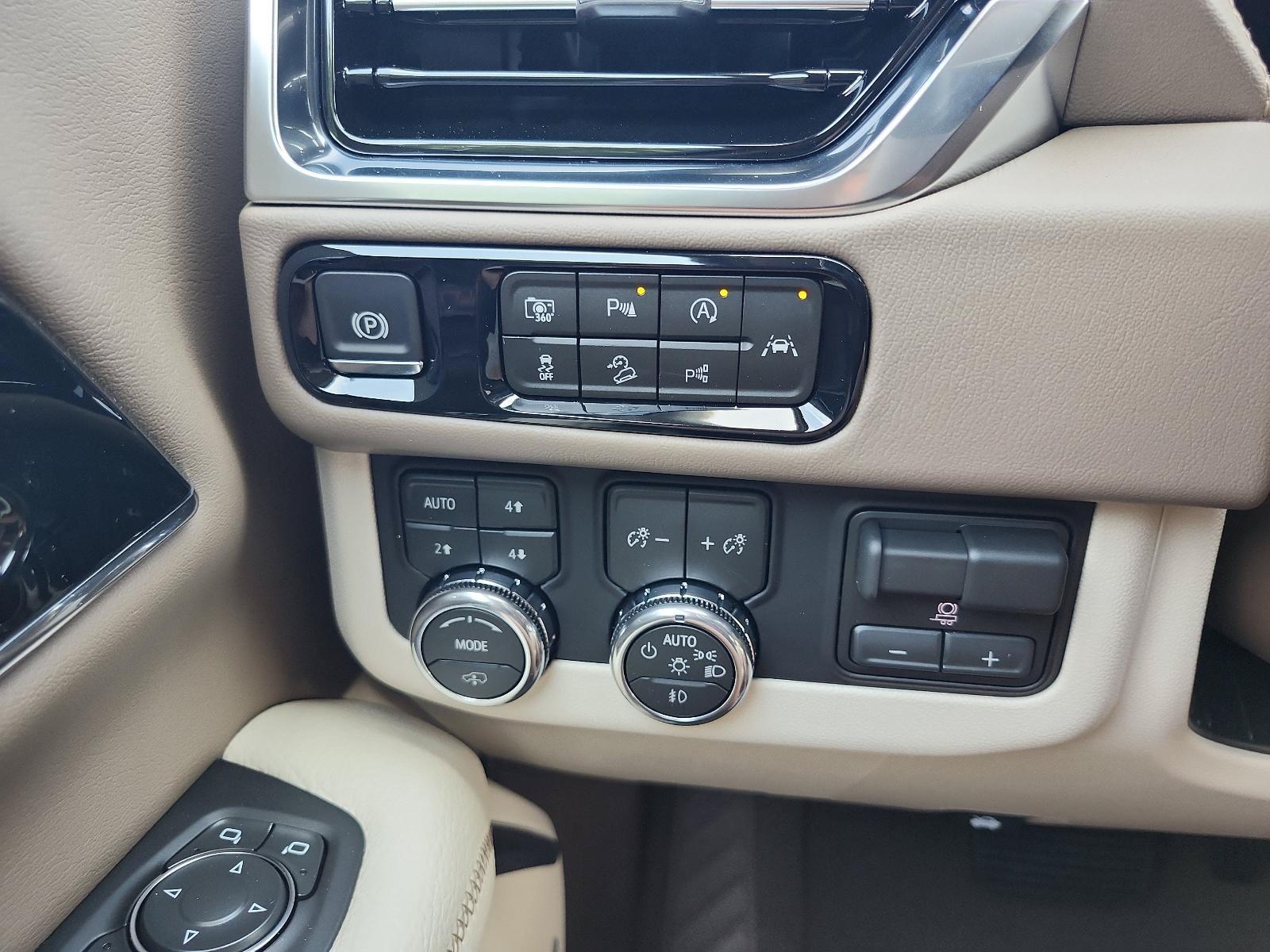 New 2026 GMC Yukon XL Denali w/ Denali Reserve Package AWD/4WD image 19