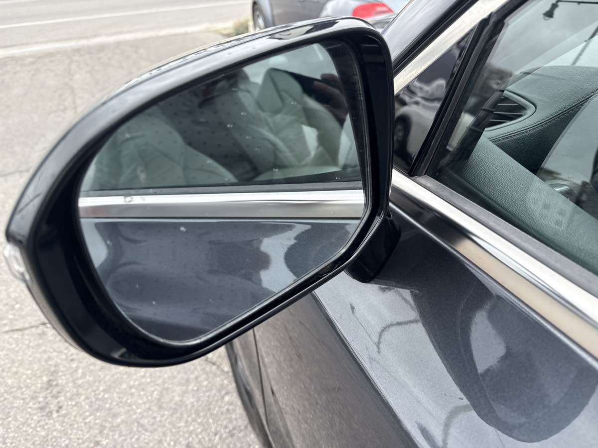 Used 2020 Kia Telluride SX w/ SX Prestige Package image 12