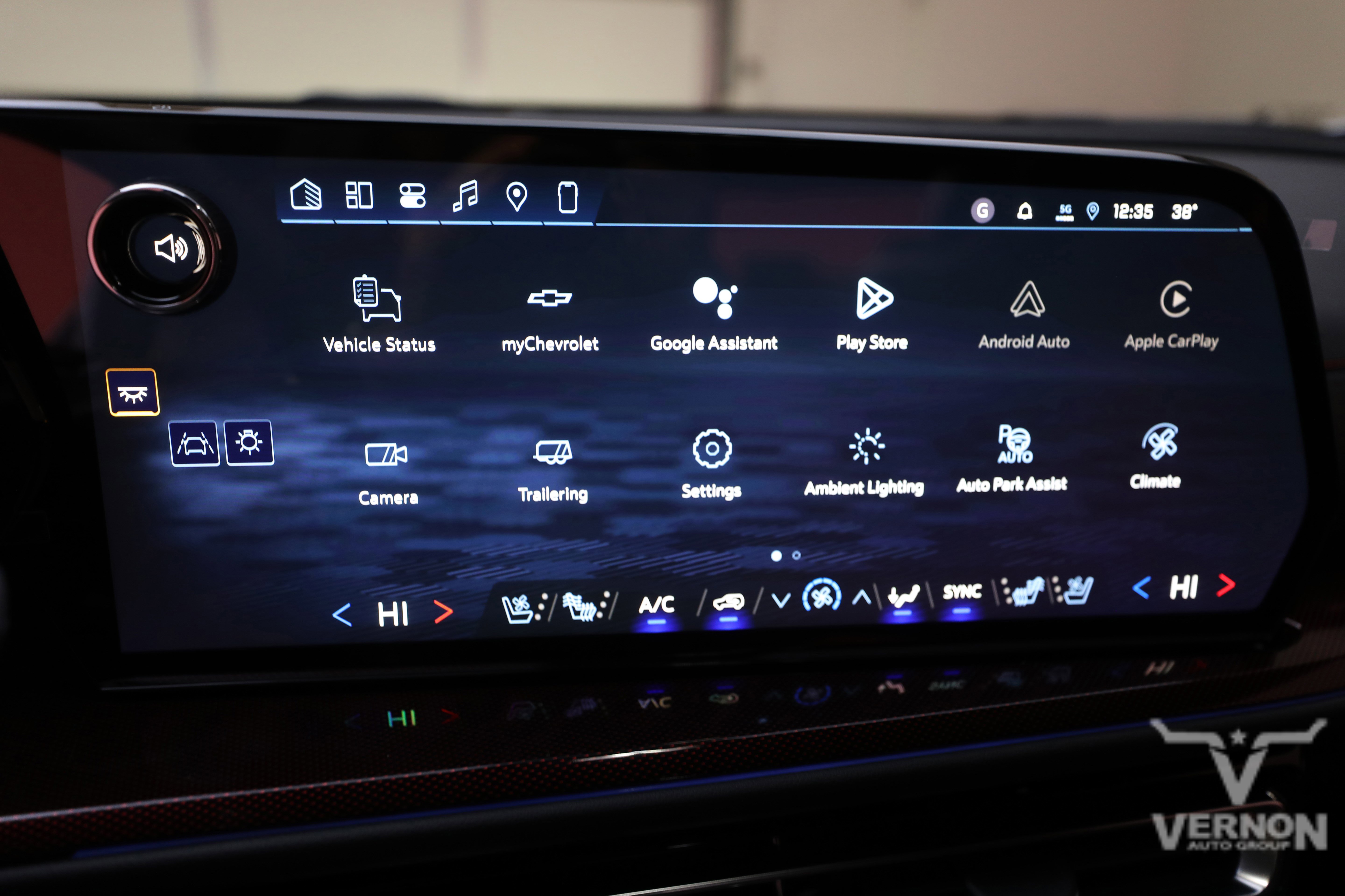 New 2026 Chevrolet Traverse RS FWD image 24