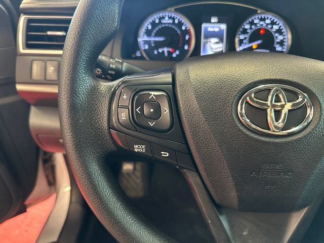 Used 2016 Toyota Camry LE FWD image 20