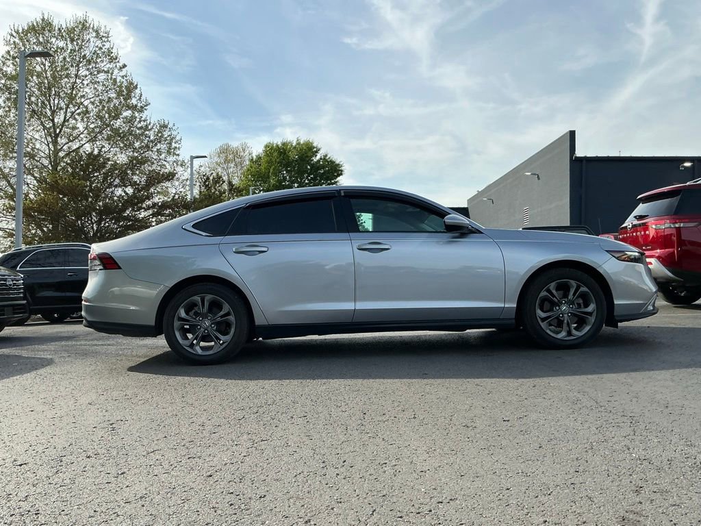Used 2023 Honda Accord EX image 8