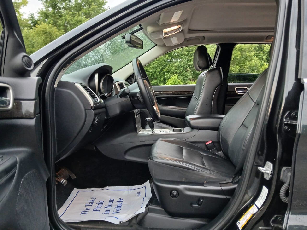 Used 2012 Jeep Grand Cherokee Laredo image 10