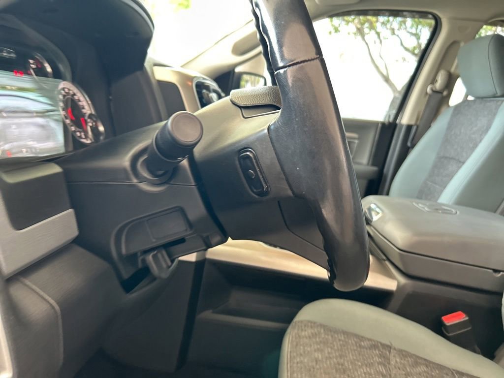 Used 2019 RAM 1500 Big Horn RWD image 43