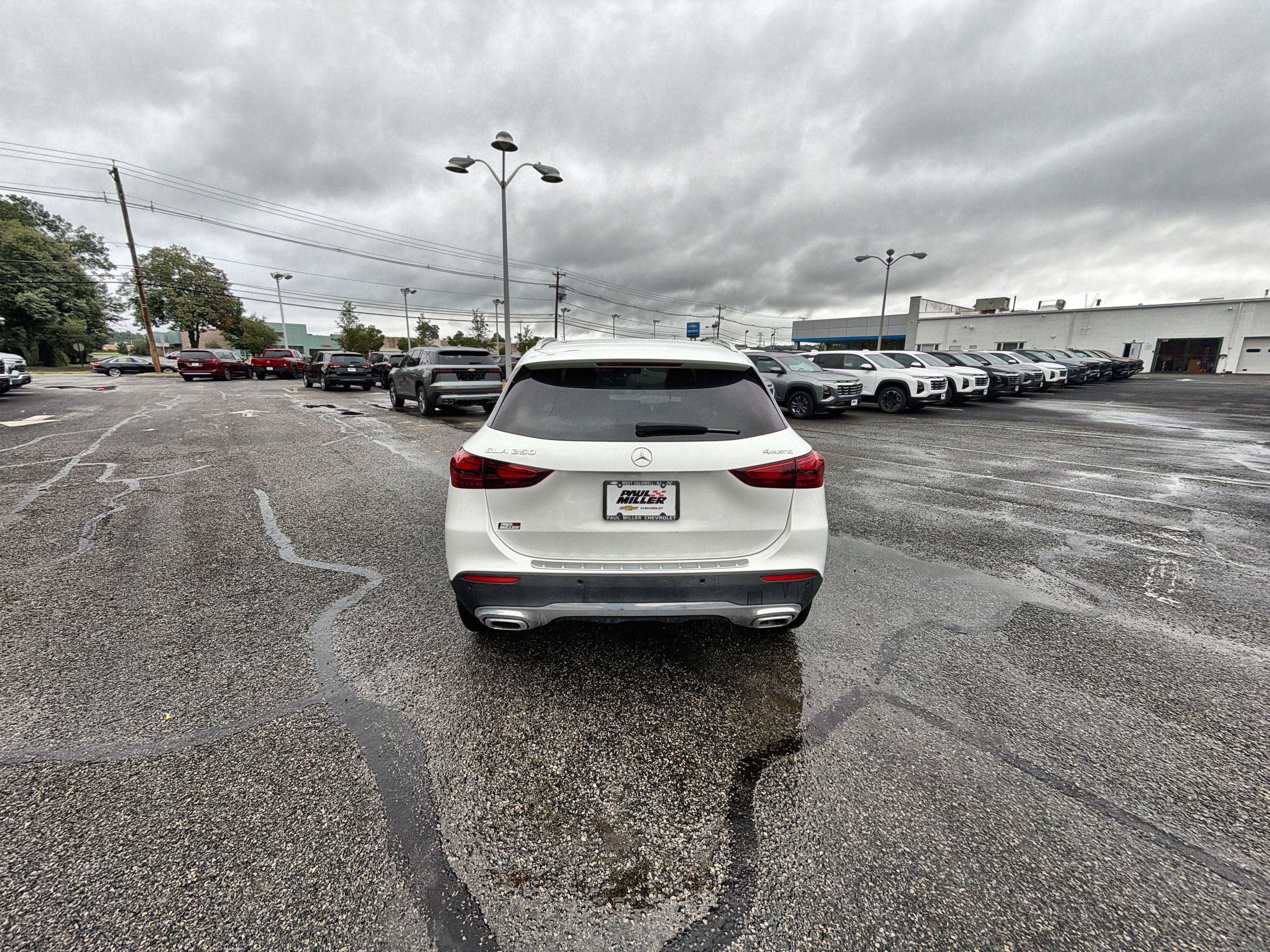 Used 2025 Mercedes-Benz GLA 250 4MATIC w/ Winter Package image 33