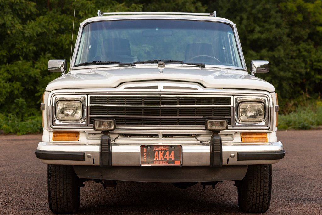 Used 1989 Jeep Grand Wagoneer AWD/4WD image 58