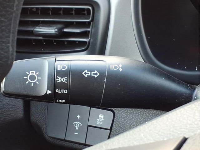 Used 2023 Kia Rio S image 24