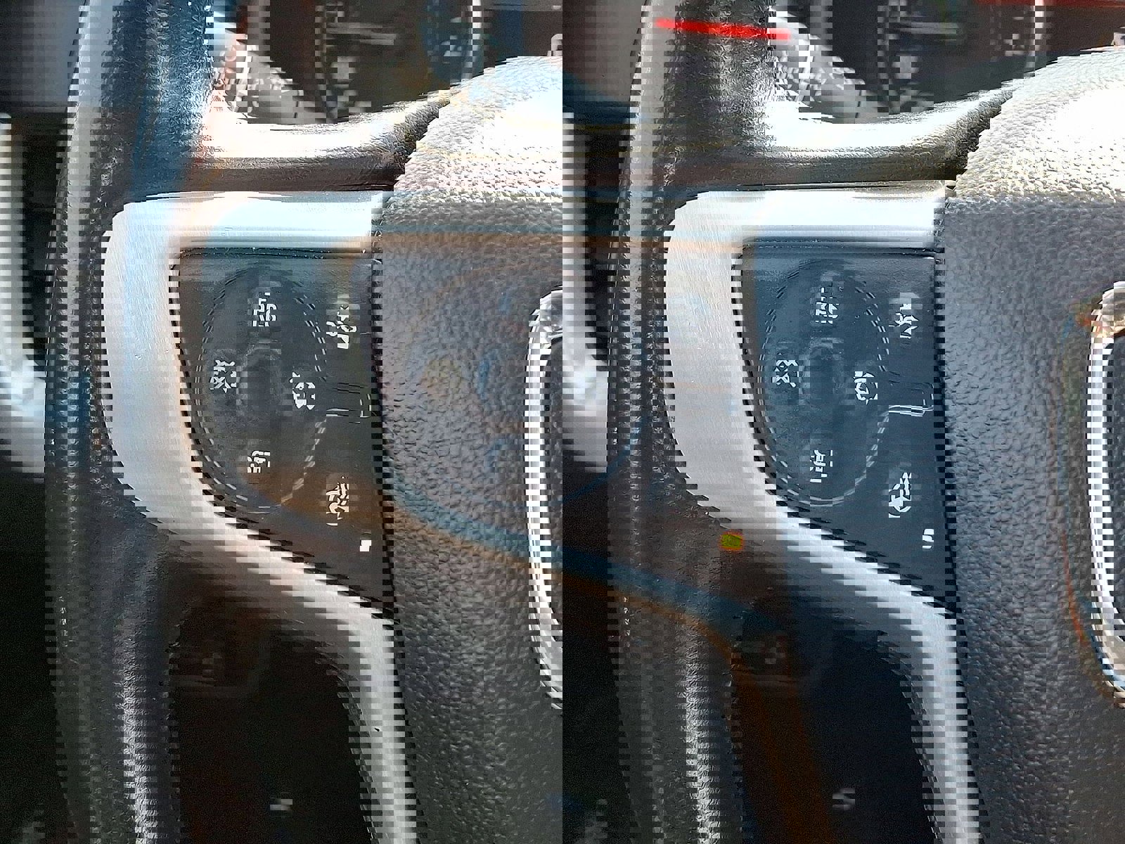 Certified 2022 GMC Terrain SLT w/ Tech Package image 17