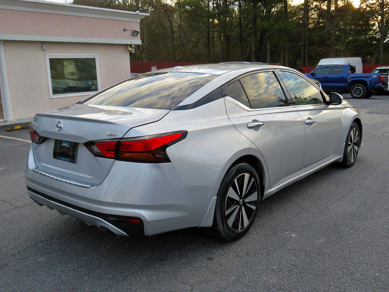 Used 2021 Nissan Altima 2.5 SL FWD image 7