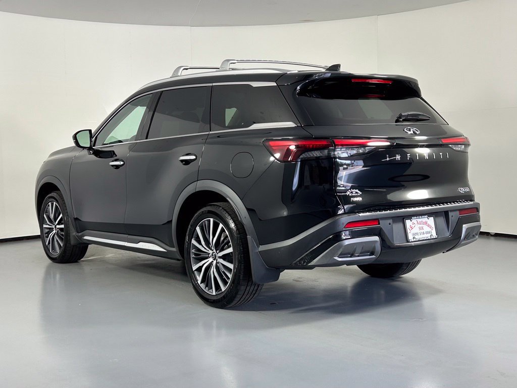 Used 2023 INFINITI QX60 Sensory w/ Vision Package AWD/4WD image 5