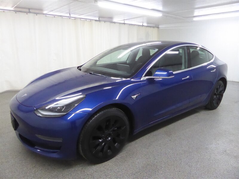 Used 2020 Tesla Model 3 Standard Range Plus RWD image 3