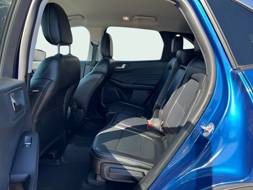 Used 2022 Ford Escape SEL AWD/4WD image 11