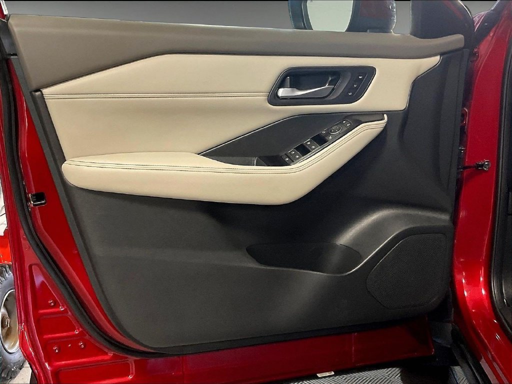 Certified 2023 Nissan Rogue SL w/ SL Premium Package AWD/4WD image 9